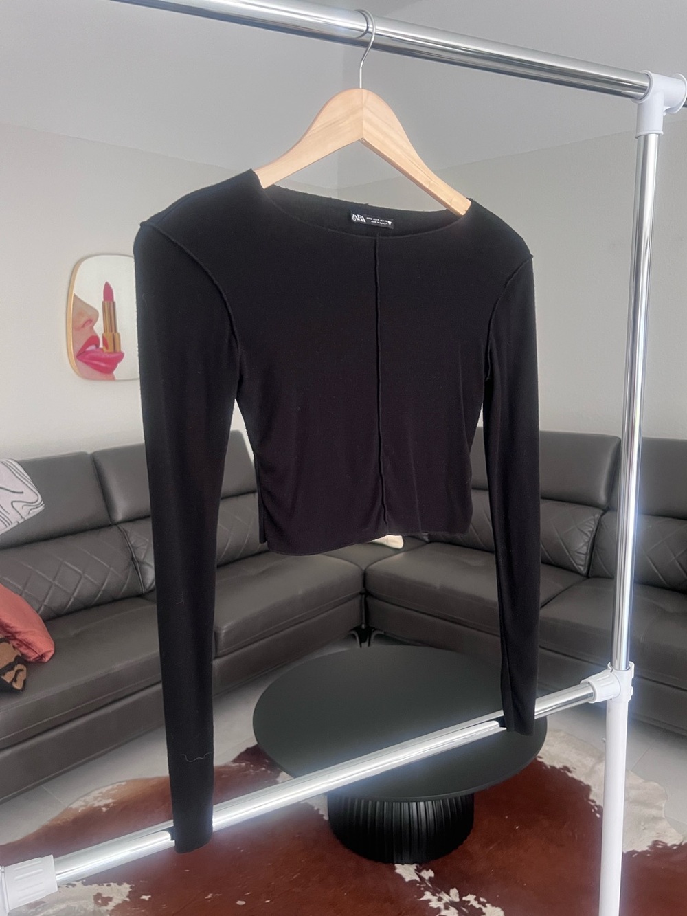 Zara Black Long-Sleeve Cropped Top - Slim Fit - Picture 2 of 6